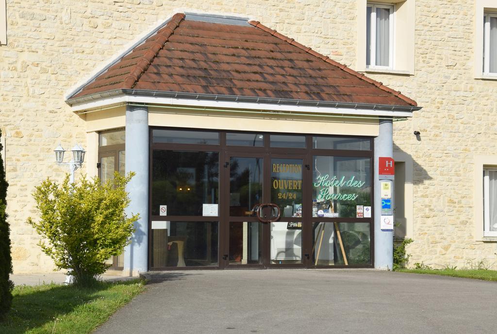 Logis Des Sources Creney-pres-Troyes Exterior foto