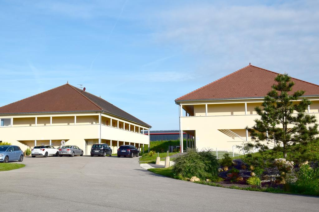 Logis Des Sources Creney-pres-Troyes Exterior foto