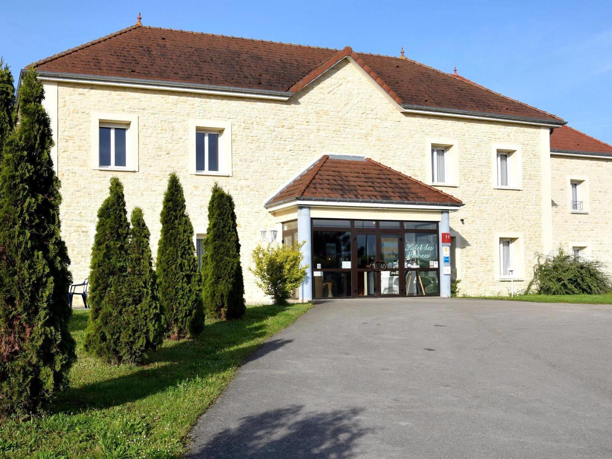 Logis Des Sources Creney-pres-Troyes Exterior foto